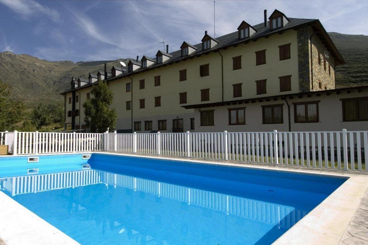 Residencial La Solana Hotel Vall De Boi Bagian luar foto