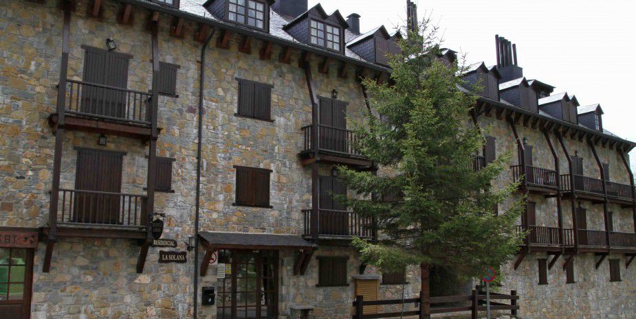 Residencial La Solana Hotel Vall De Boi Bagian luar foto